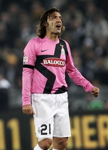 凤凰主帅：一门奥鲁维米伤势复杂，18岁麦卡伦将在下轮首发（凤凰主帅：主力门将奥鲁维米伤情复杂，18岁麦卡伦将于下轮首发）