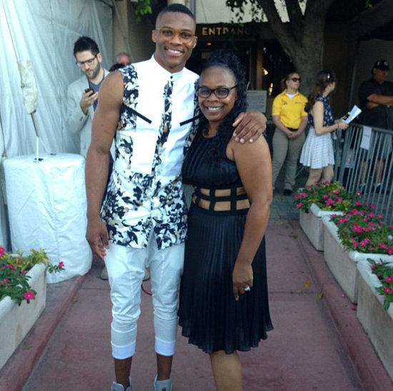 四川“巴蜀雄起杯”12月恢复：分男女组别，职业球员不能参加（四川“巴蜀雄起杯”12月重启：男女分组，职业选手不得参赛）