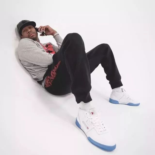 孔帕尼：卡尔能否和梅西相比？我们只想让他成为最好的卡尔（孔帕尼：卡尔能否与梅西比肩？我们只希望他做最好的卡尔）