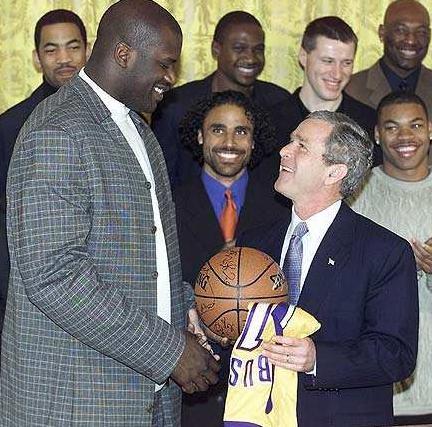 德乙前瞻：波鸿近期强势反弹，德累斯顿9轮不胜（德乙前瞻：波鸿强势回暖，德累斯顿陷入九轮不胜）