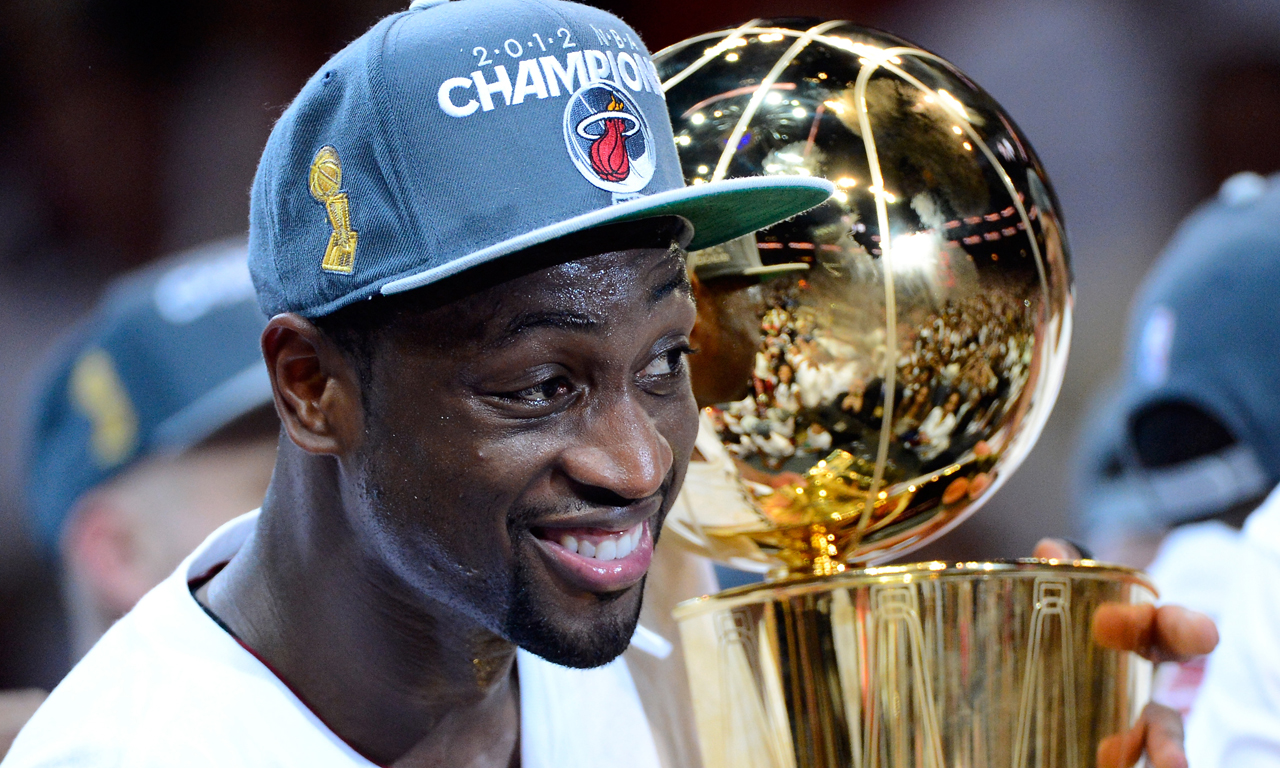 海港发文祝福奥斯卡：艰难时刻会过去，我们与功勋队长同在（海港为奥斯卡送上祝福：困难终将过去，我们与功勋队长并肩同行）