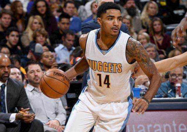 希勒：不认为维拉会加入冠军争夺，他们现实的目标是英超前四（希勒：维拉不在争冠行列，现实目标是英超前四）