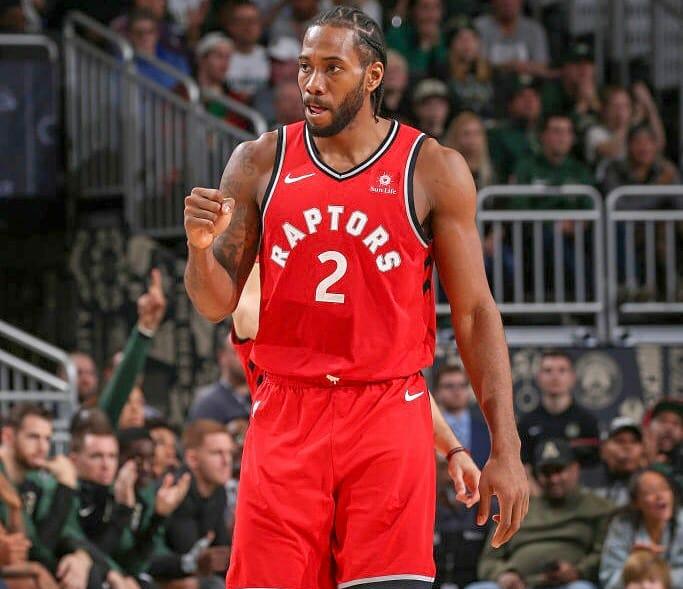 自威廉以来，埃斯特旺是首位连续3场欧冠进球的切尔西球员（埃斯特旺成继威廉后首位欧冠三连场破门的切尔西球员）