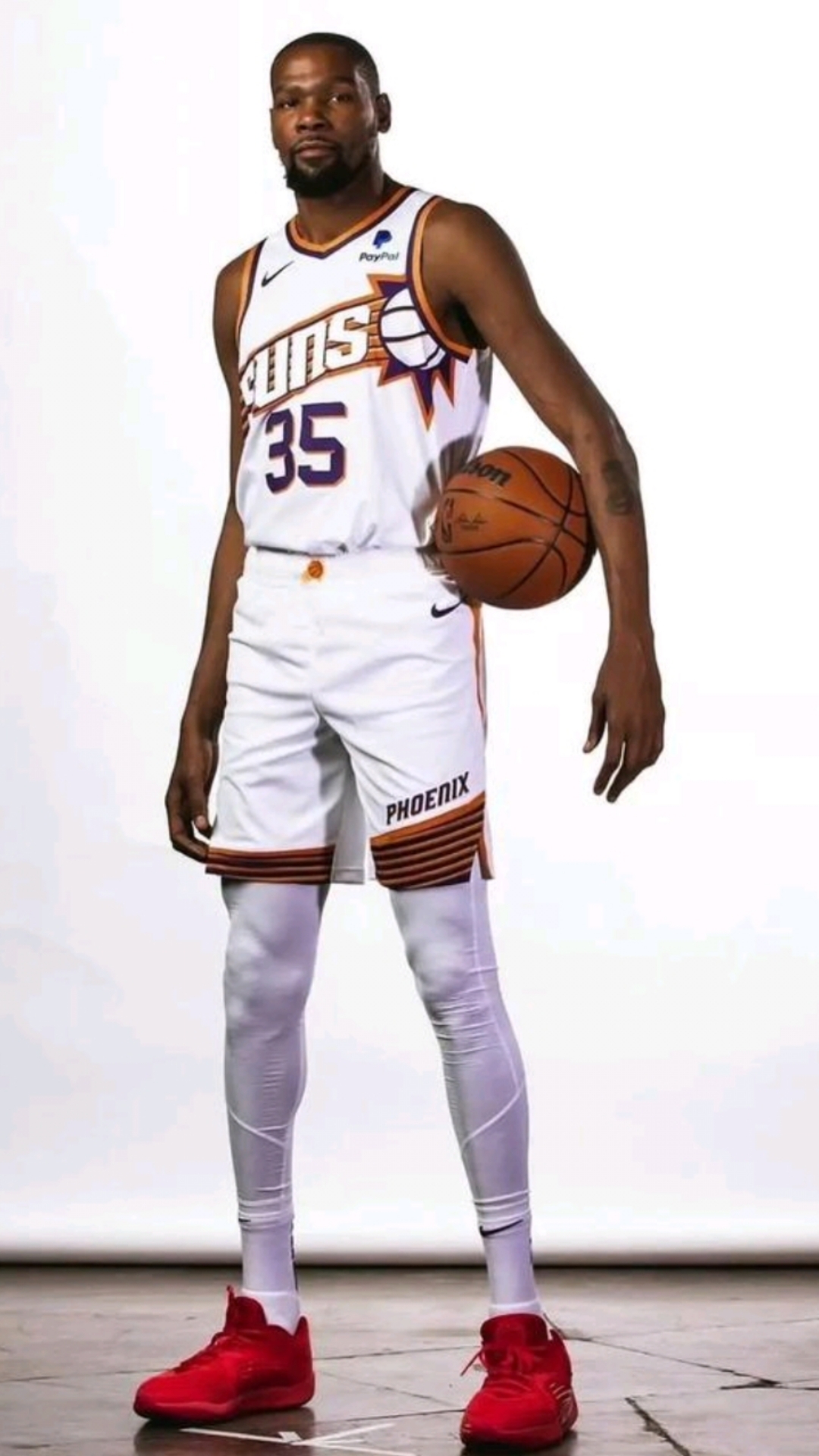 76人首发阵容揭晓：恩比德领衔（76人首发出炉：恩比德坐镇）