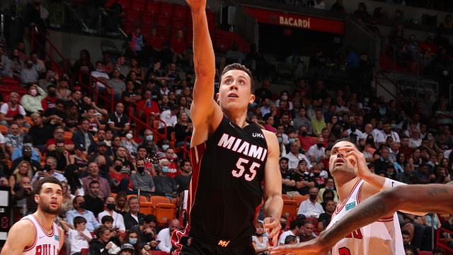 独行侠近6战取得5胜闯入附加赛区，待欧文回归可强势搅局？（独行侠近6场5胜跻身附加区，欧文回归后能否搅动格局？）