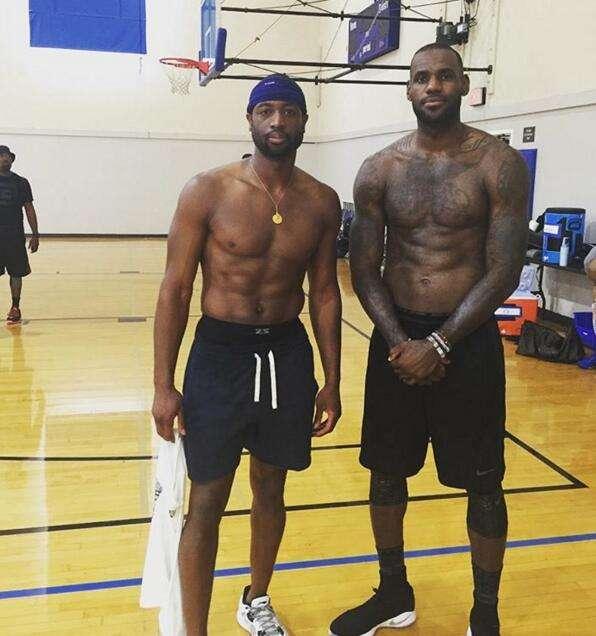 毕尔巴鄂竞技对阵马德里竞技：西甲第15轮巅峰对决，谁能笑到最后？（西甲第15轮焦点之战：毕尔巴鄂竞技VS马德里竞技，鹿死谁手？）