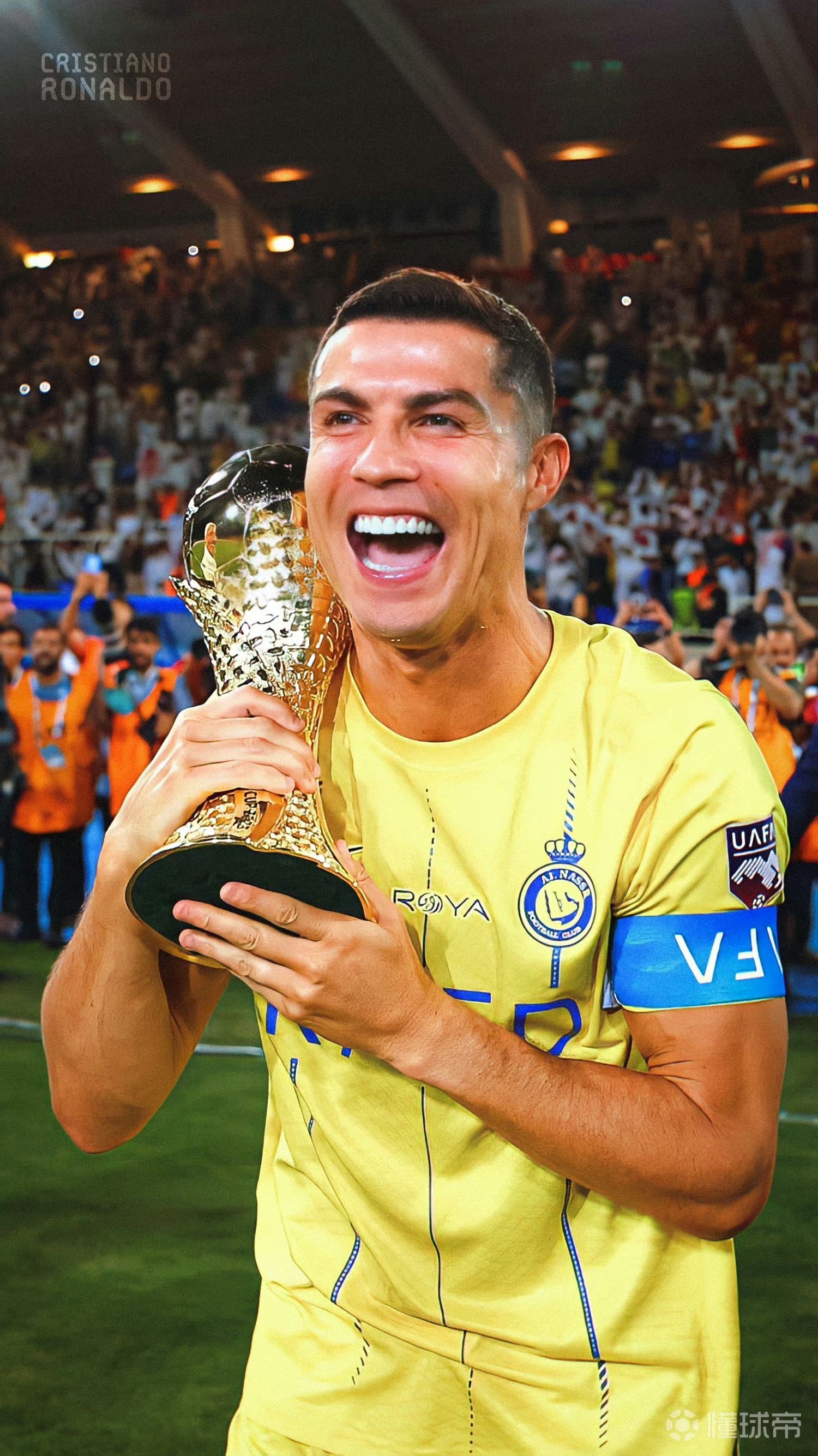 哈兰德自英超首秀以来13次中框，同期仅次于努涅斯和B费（哈兰德英超至今13次击中门框，仅逊努涅斯与B费）