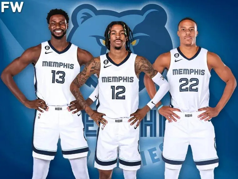 足球战术板必学的基础内容（足球战术板入门必备要点）