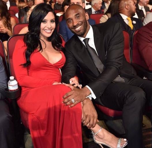 我是个初中生，我的生活是被足球，学习和说唱填满的...（我的初中生活：足球、学习与说唱填满每一天）