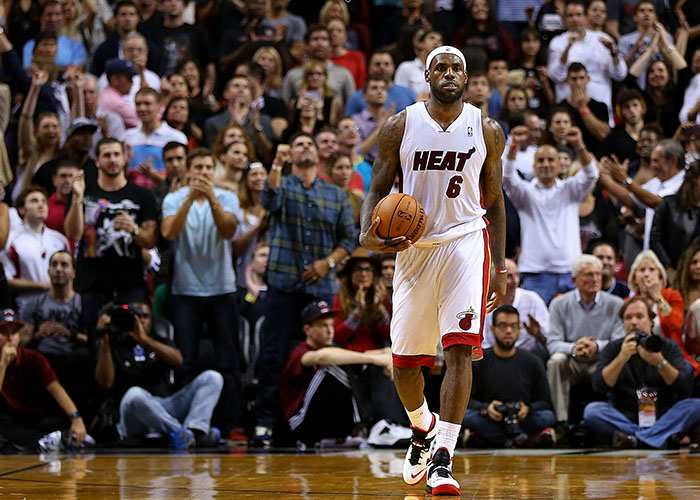 进步真快！阿夫迪亚本赛季4场25+分10+助攻5+篮板（阿夫迪亚状态飙升！本季已4次砍下25+分10+助攻5+篮板）