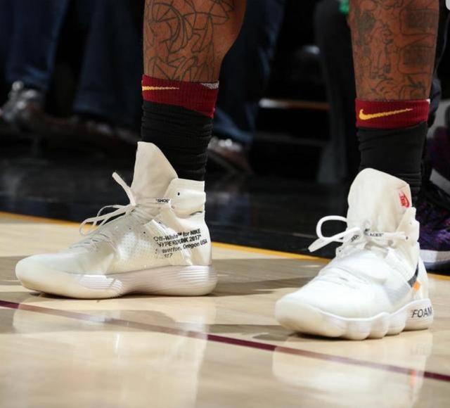 意甲边后卫身价榜：迪马尔科5000万欧继续第一，韦斯利升至第二（意甲边卫身价最新榜：迪马尔科以5000万欧稳居榜首，韦斯利上升至第二位）