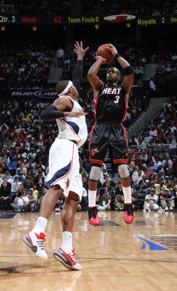 皇马欧冠主场5年来首次先进球却输球，上一次也是输给了曼城（皇马欧冠主场5年首开纪录仍告负，上次领先输球同样败给曼城）