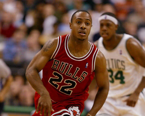 兰克尔-泽：如果合同合适的话，我愿意为青岛海牛效力十年（兰克尔-泽表态：若合同合适，愿为青岛海牛效力十年）