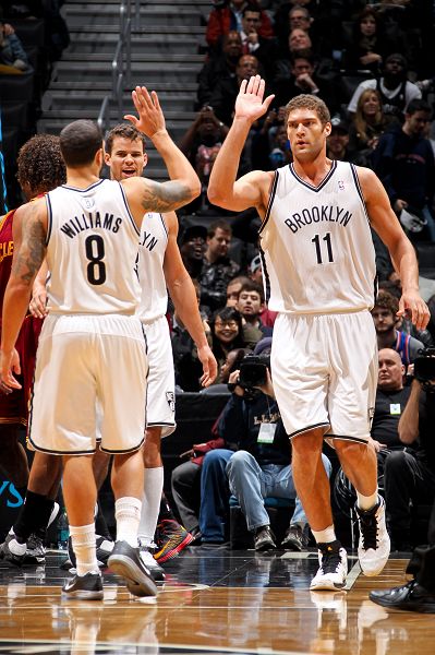 2025足协杯决赛“明星机位”公布：法比奥、纳萨里奥当选（2025足协杯决赛明星机位出炉：法比奥与纳萨里奥当选）